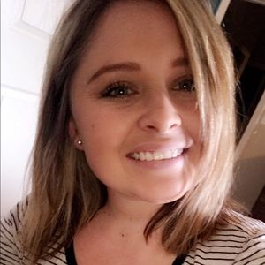 Meet your Posher, Wacey